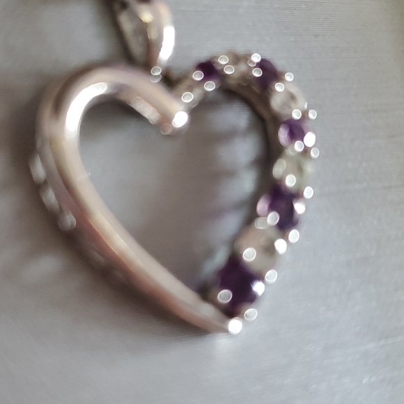 Stunning Necklace - Picture 4 of 5